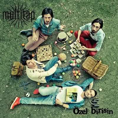 2. albümleriyle Multitap “Özel Birisin” diyor